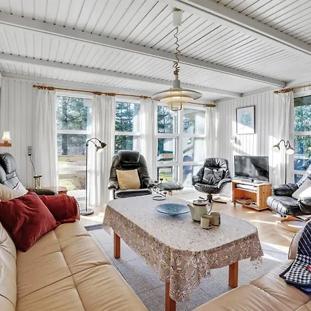 Arnia - 30km From The Sea By Interhome Vakantiehuis